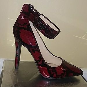 Gianni Bini Heels